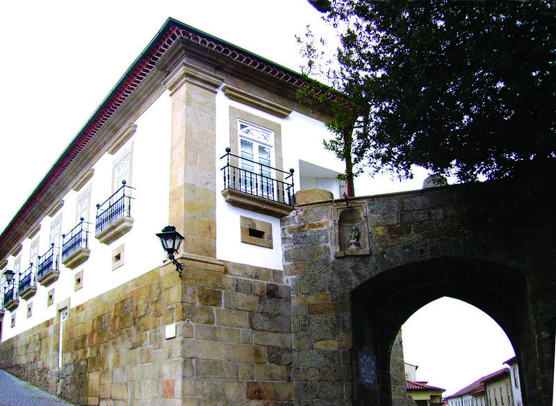 Montebelo Palacio Dos Melos Viseu Historic Hotel Екстериор снимка